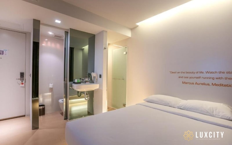 For you, travelers who wish to travel comfortably on a budget, 1-star hotel is the perfect place to stay that provides decent facilities as well as great services