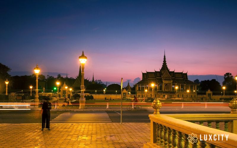 If you need a break from all the sightseeing, we will show you Phnom Penh has plenty of options
