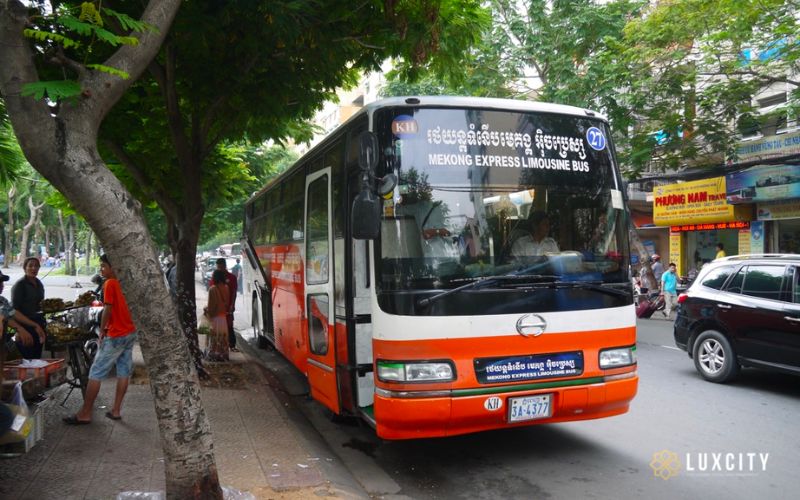 Bus station in Phnom Penh