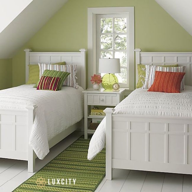 How to style a twin bed to be both beautiful and comfortable, giving ...