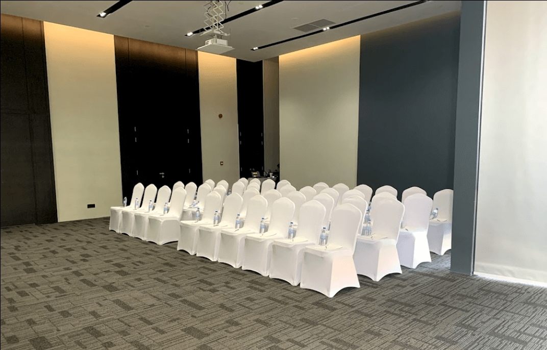 A meeting Room is organized for important events and meetings that take place right in the hotel.
