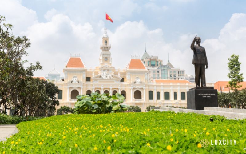 The complete guide to travel from Phnom Penh to Ho Chi Minh city by train and other transportations