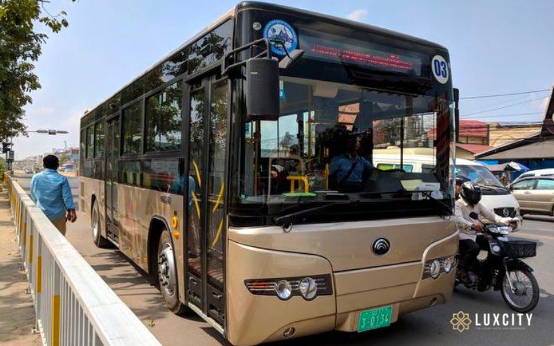 Bus schedule from Phnom Penh to Ho Chi Minh City