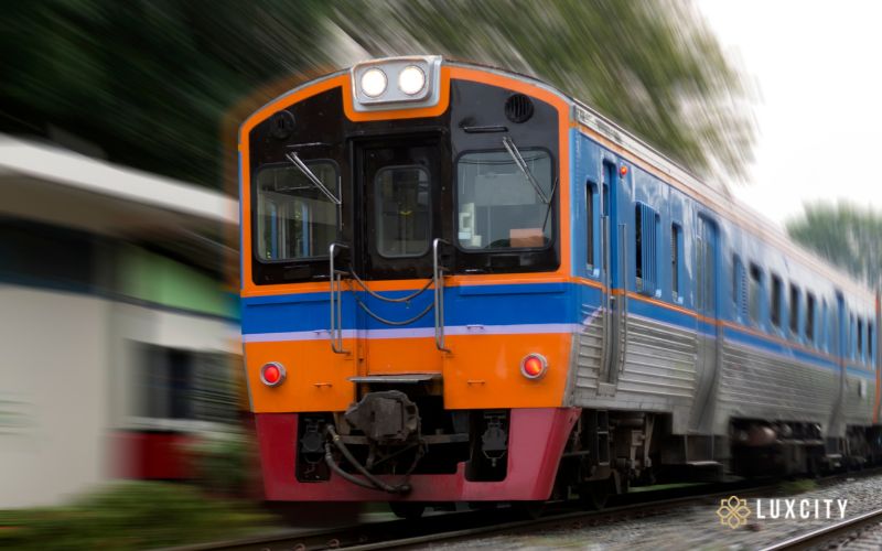 How long does it take to go from Phnom Penh to Kep by train